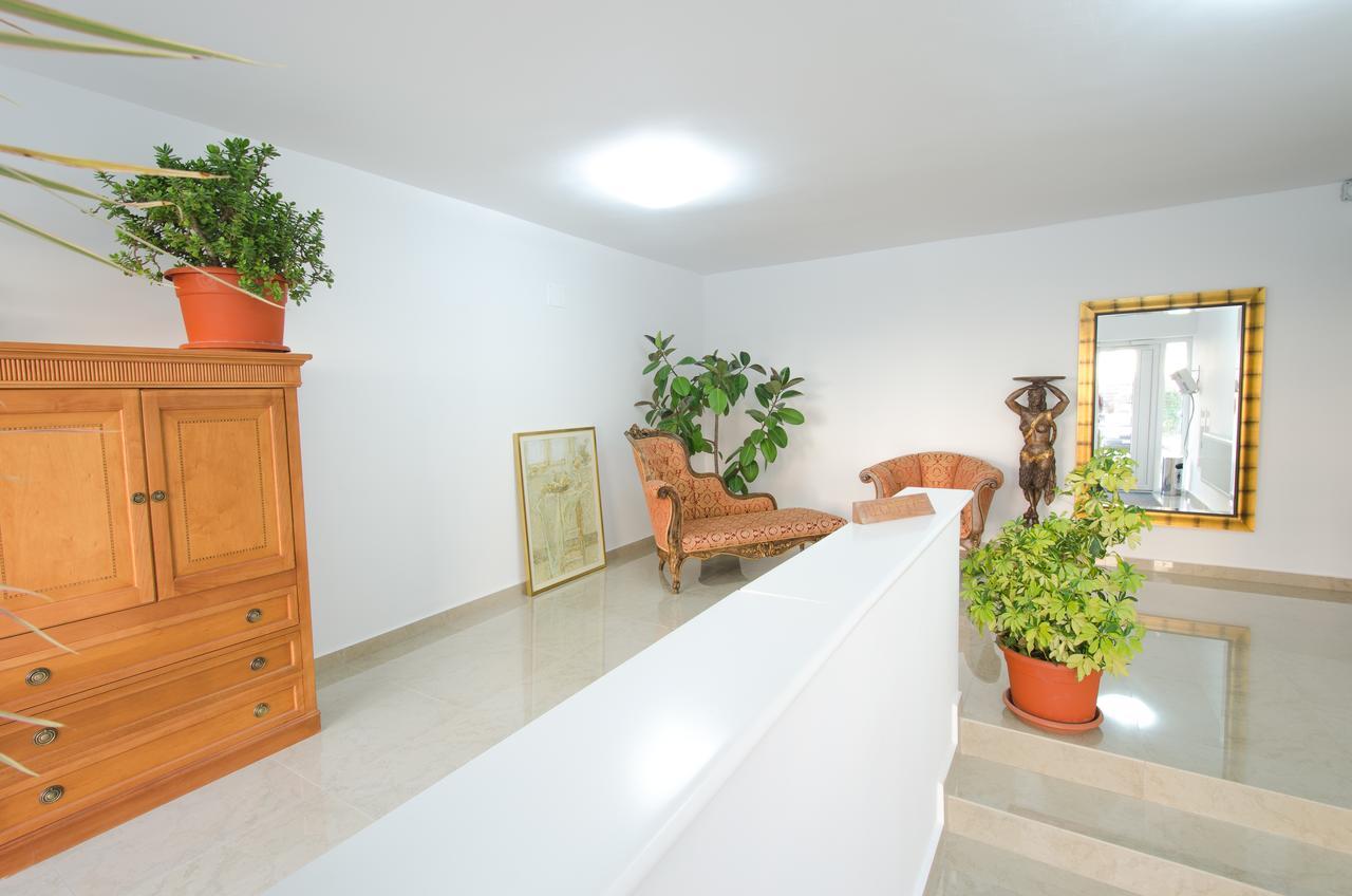 Hotel Eka Sebeş Esterno foto