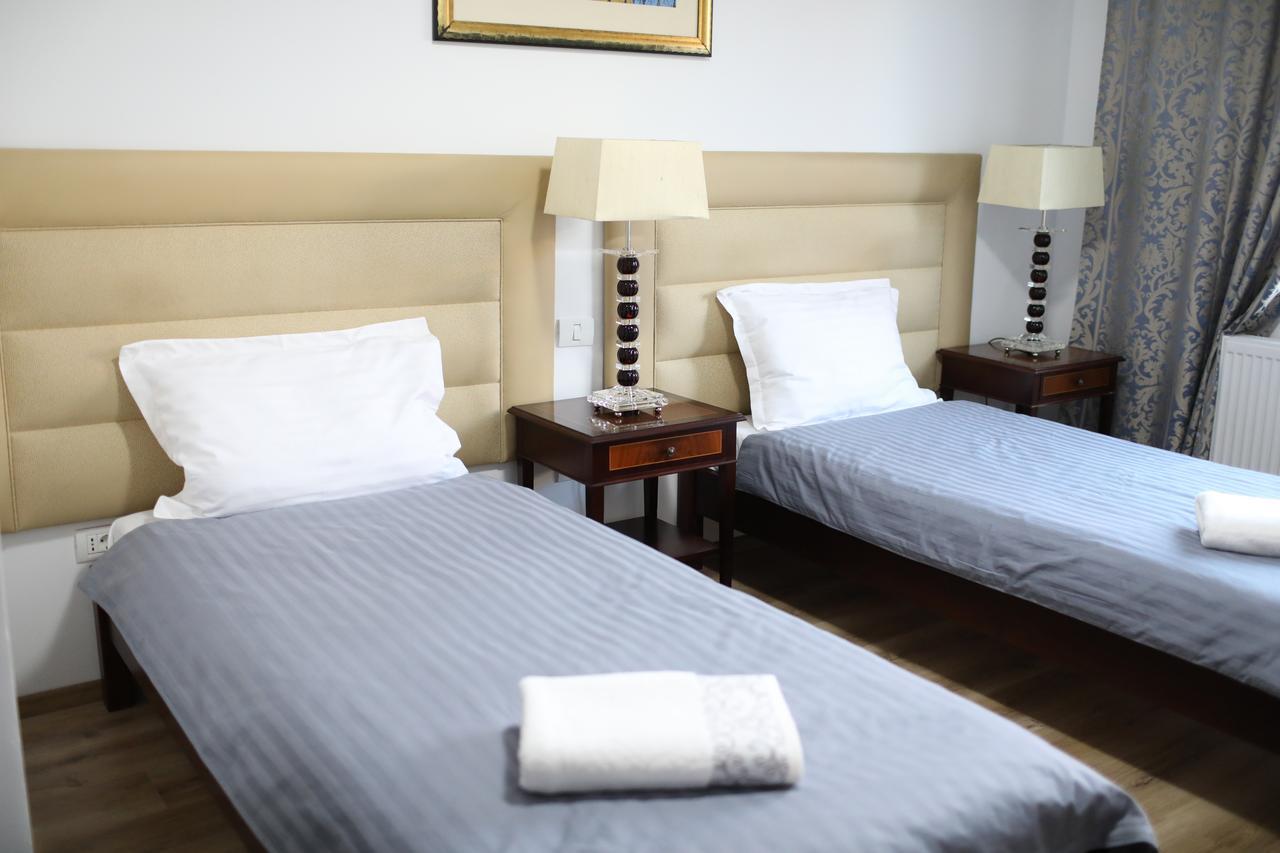 Hotel Eka Sebeş Esterno foto