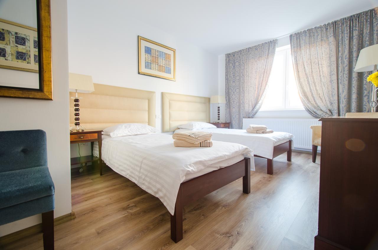 Hotel Eka Sebeş Esterno foto