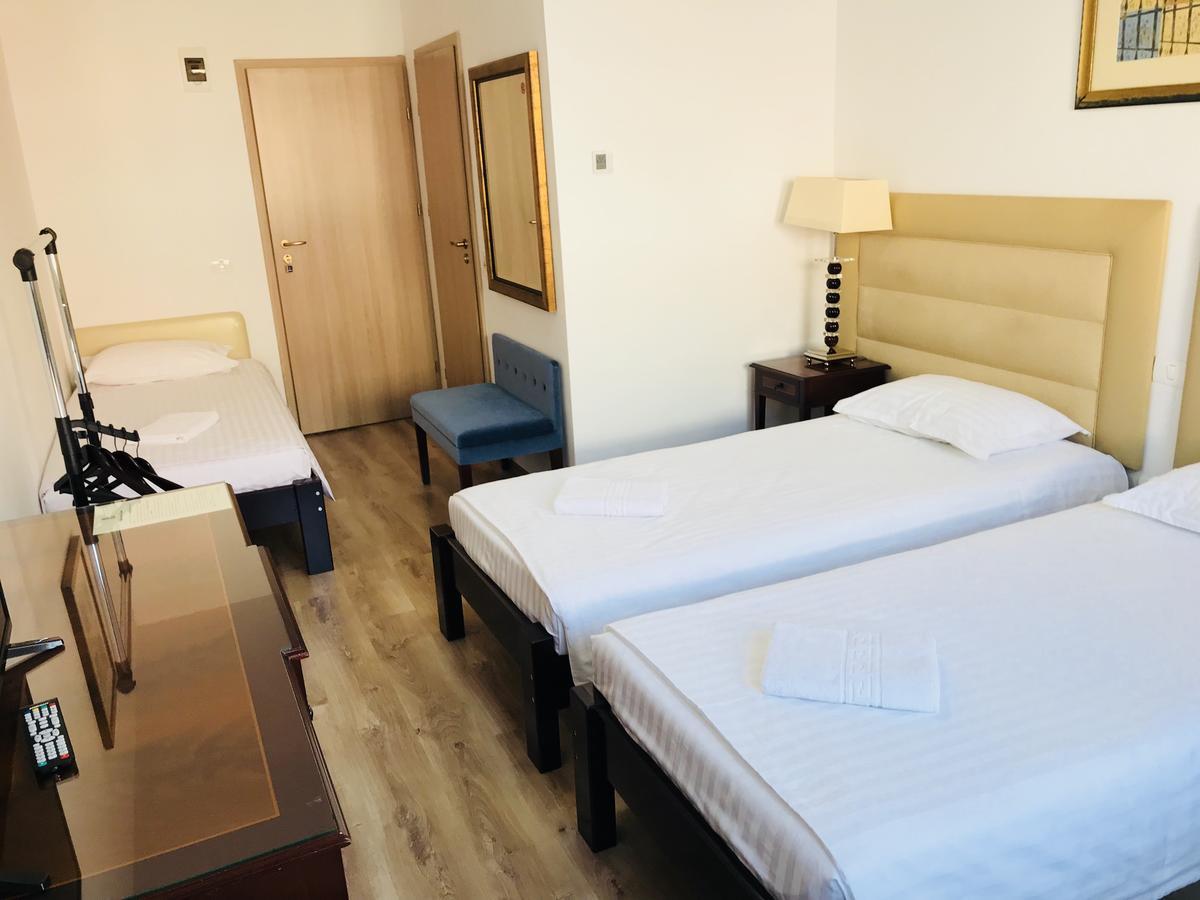 Hotel Eka Sebeş Esterno foto
