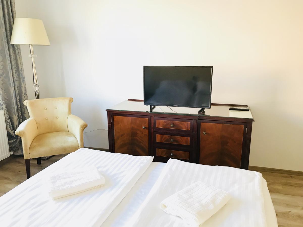 Hotel Eka Sebeş Esterno foto